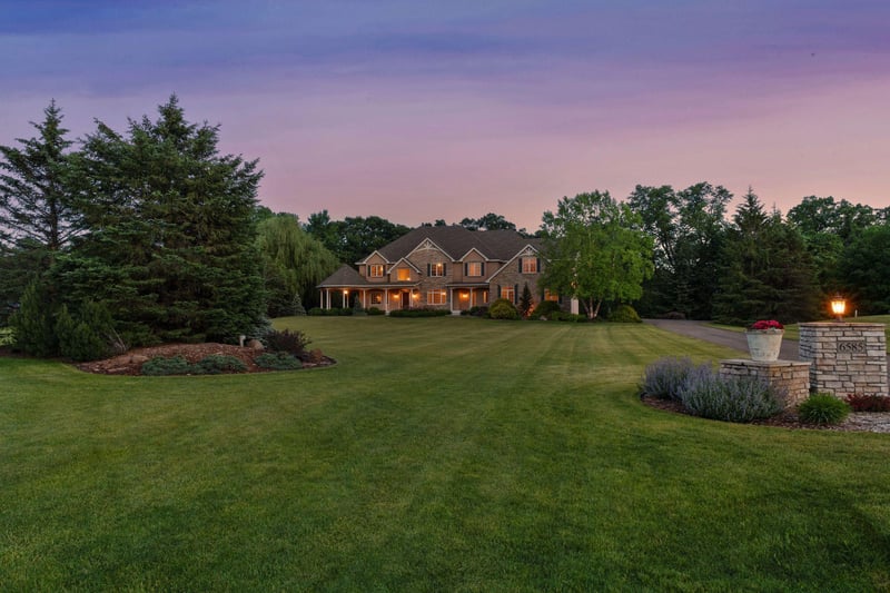 6585 Hillstrom Rd, Maple Plain, MN 55359