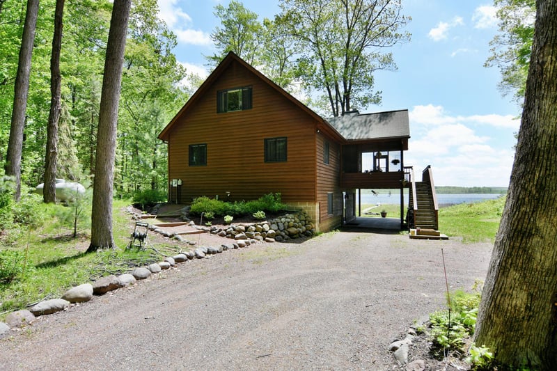 15732 W Victory Heights Cir, Stone Lake, WI 54876