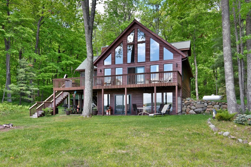15732 W Victory Heights Cir, Stone Lake, WI 54876