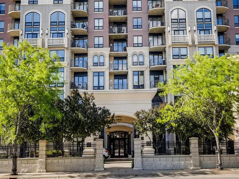 500 E Grant St #2410, Minneapolis, MN 55404