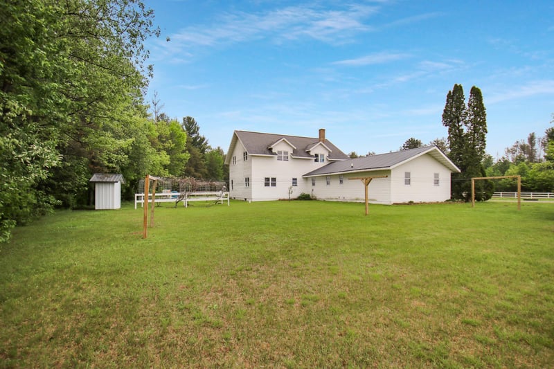 591 29 3/4 St, New Auburn, WI 54757