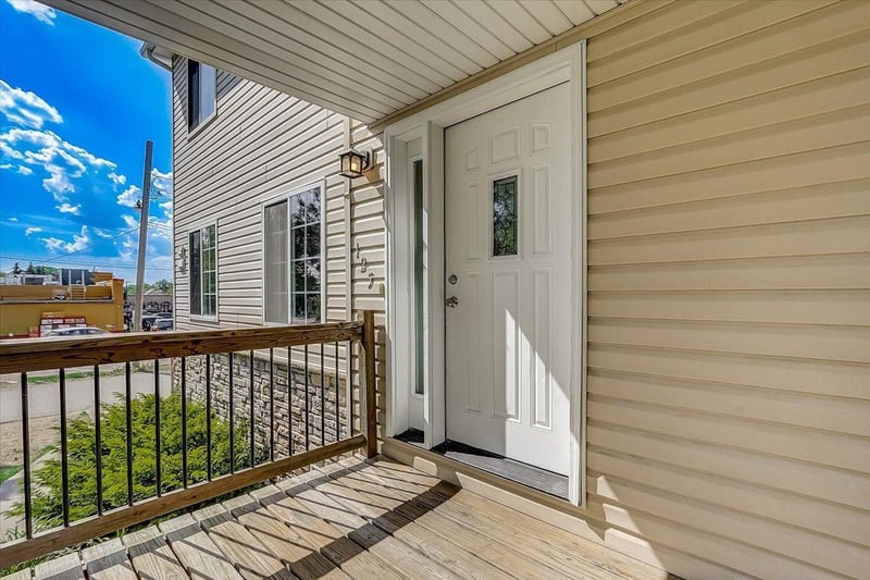 119 Wheelock Pw W, Saint Paul, MN 55117