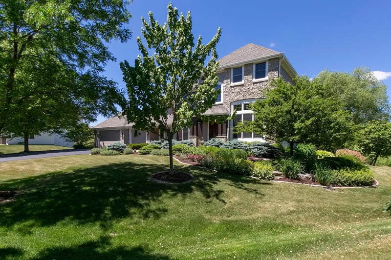 140 Cassia Ct, Hamel, MN 55340