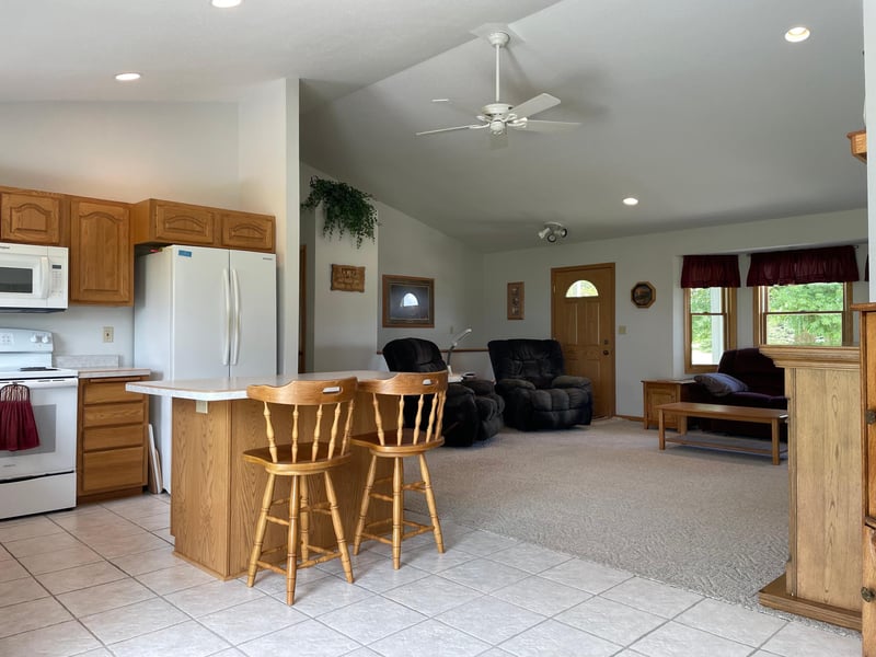 19740 750th Ave, Grand Meadow, MN 55936