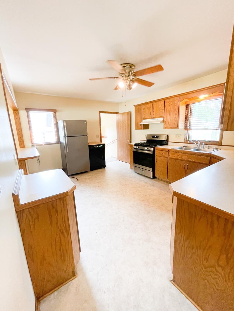 109 W 7th Ave, Ellsworth, MN 56129