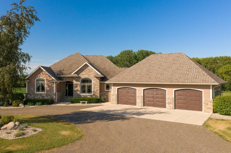 81563 Hammond Hw, Madelia, MN 56062