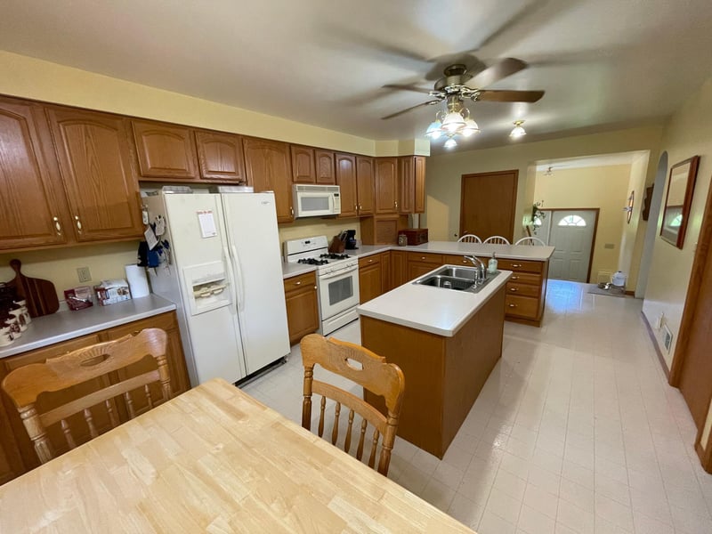 72108 280th St, Grand Meadow, MN 55936