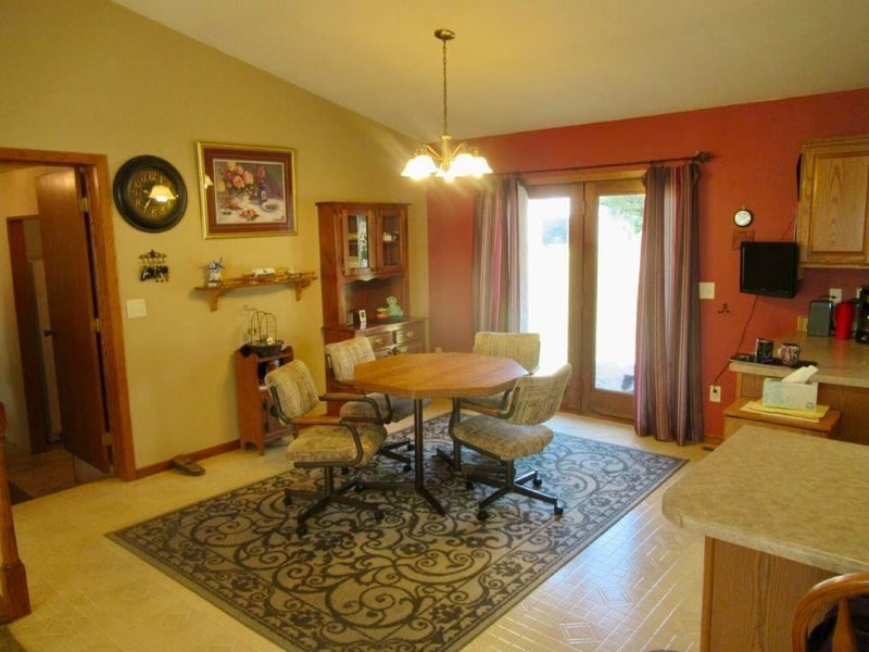 1371 40th Ave, Beaver Creek, MN 56116