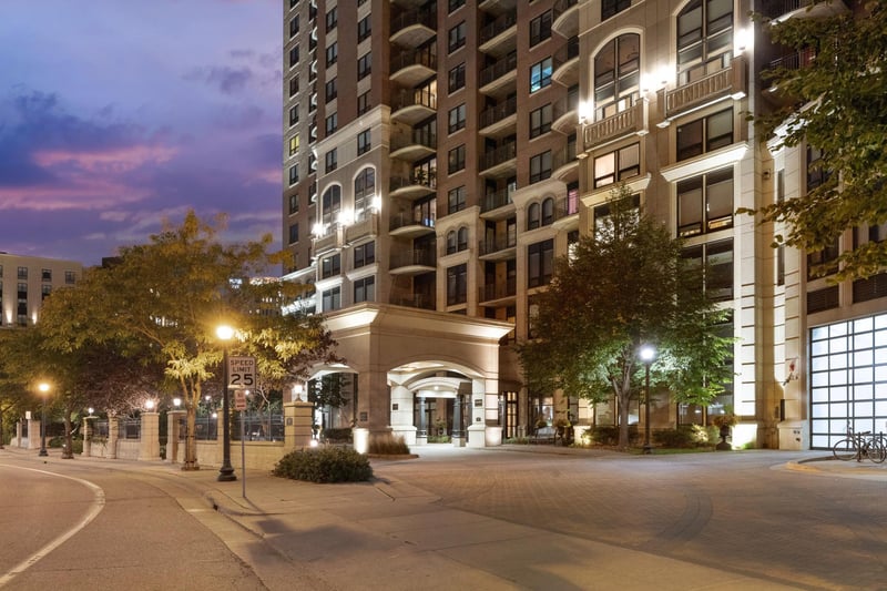 500 E Grant St #2710, Minneapolis, MN 55404