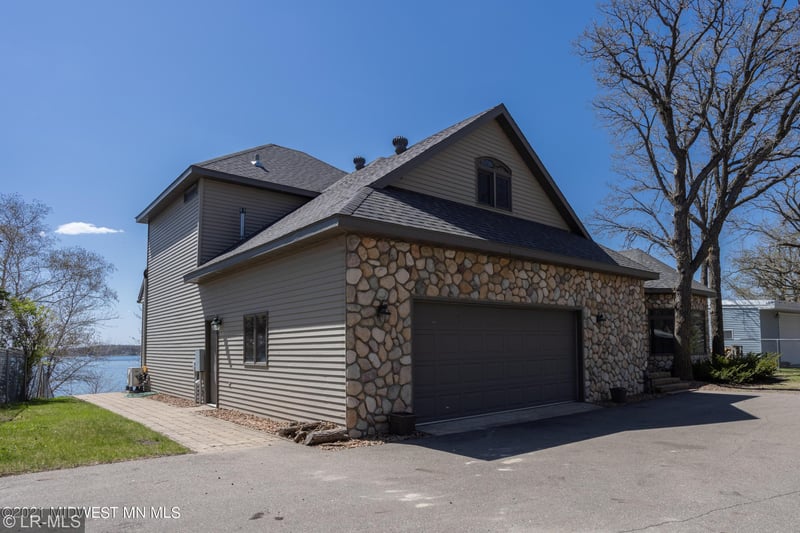 51265 Saints Ln, Pelican Rapids, MN 56572