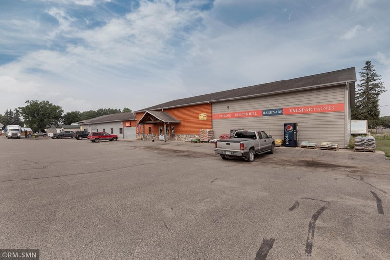 124 State 371 N, Hackensack, MN 56452