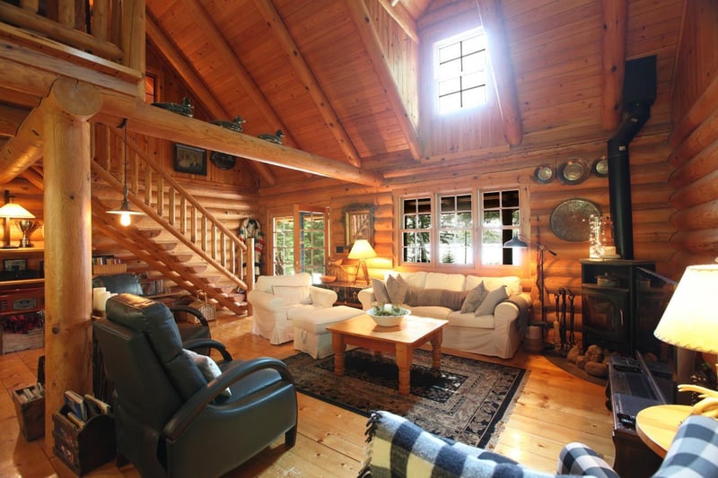 7726 Bodas Rd, Eveleth, MN 55734