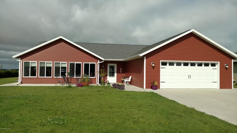 825 7th Ave SW, Perham, MN 56573