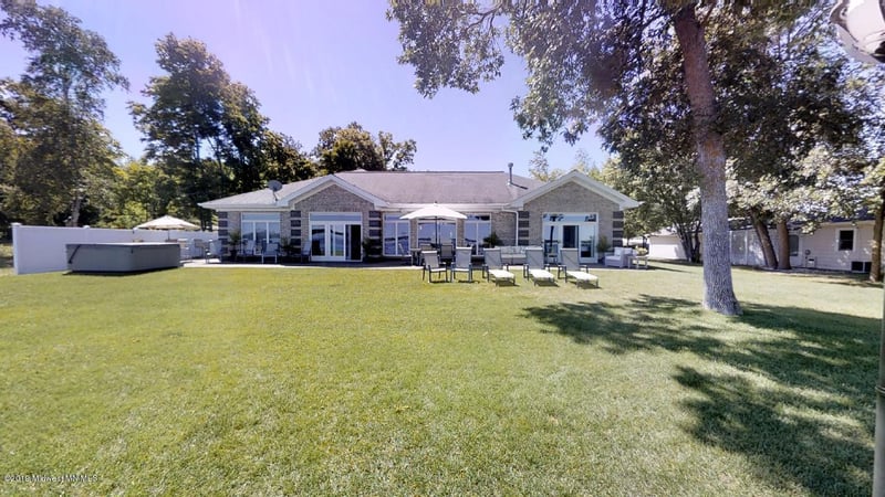 900 South Shore Dr, Detroit Lakes, MN 56501