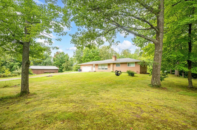 7111 S Lagro Rd, Foxboro, WI 54836