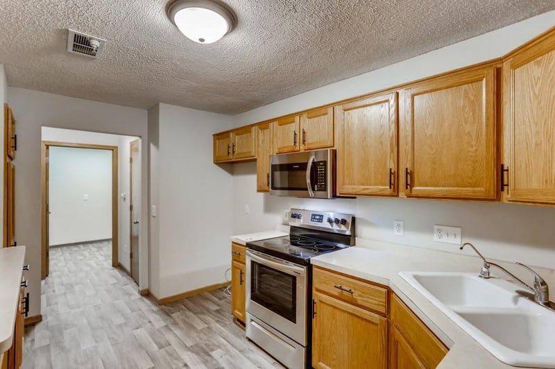 4687 Centerville Rd, White Bear Twp, MN 55127
