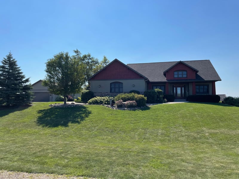 73849 257th St, Grand Meadow, MN 55936