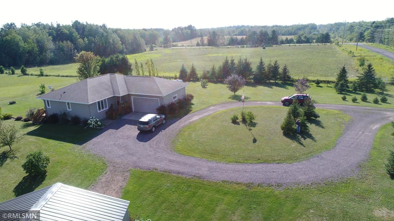 35222 Partridge Dr, Askov, MN 55704