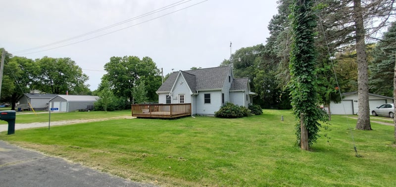 23276 Falls Ave, Warsaw, MN 55087