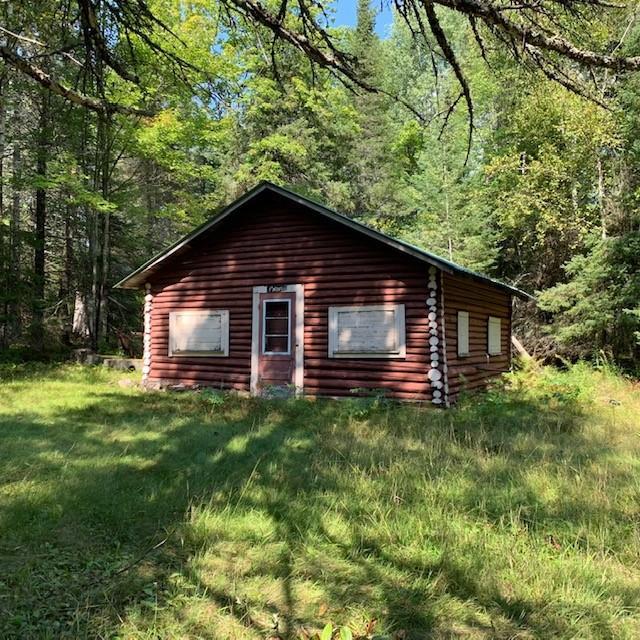 1807 E Summit Trl, Foxboro, WI 54836
