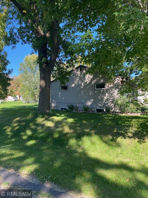 31 1st St N, Flensburg, MN 56328