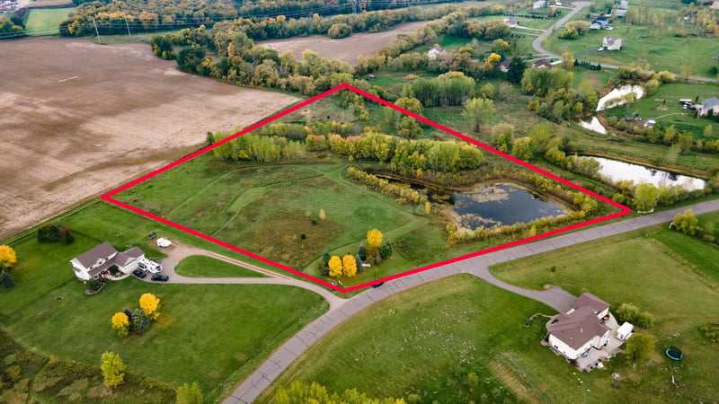 9336 187th Avenue Nw, Nowthen, MN 55303