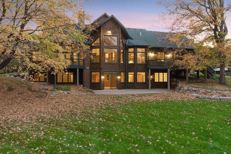 18555 Halifax Ln, Jordan, MN 55352
