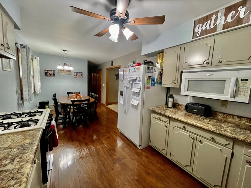 109 W Butler Ave, Ellsworth, MN 56129