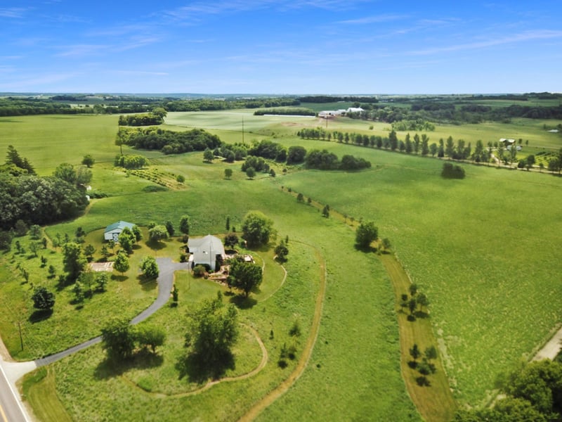 7676 75th St NW, Pine Island, MN 55963
