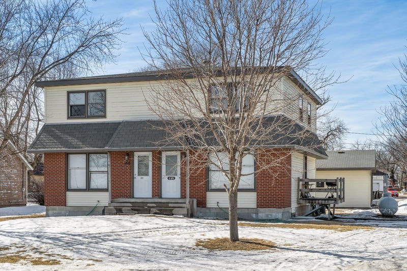 206-208 1st Ave, Pemberton, MN 56078