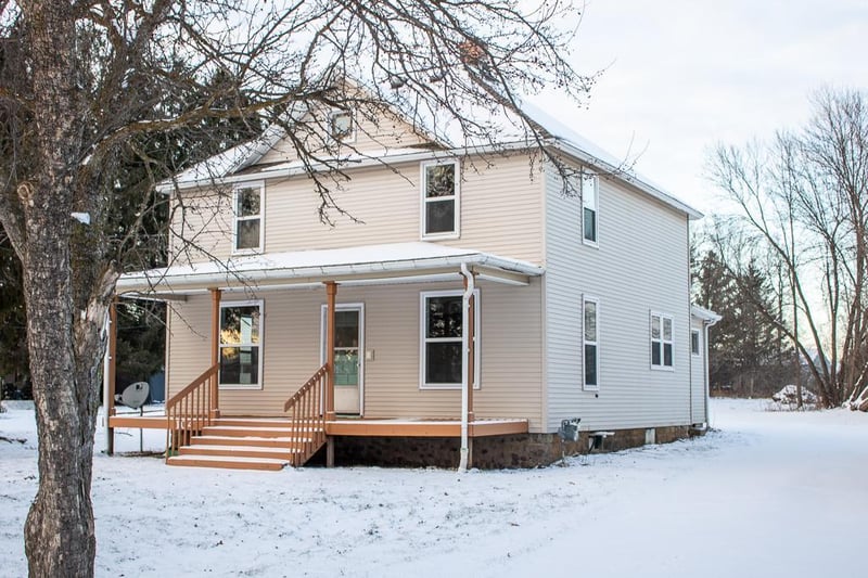 104 E North St, New Auburn, WI 54757