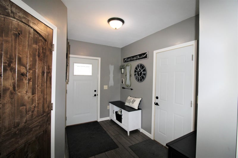 115 Isola St, Sunburg, MN 56289