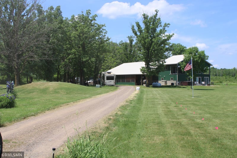 13507 Auburn Rd, Grasston, MN 55030