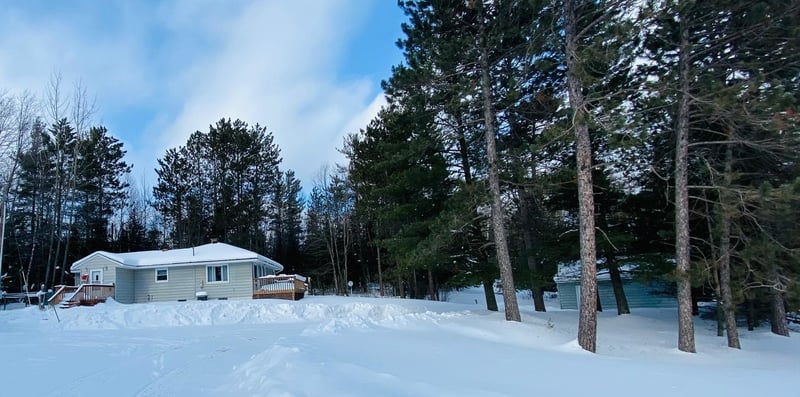 9041 Biss Rd, Britt, MN 55710