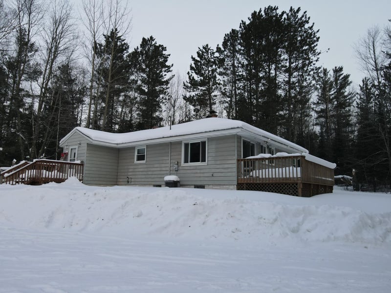 9041 Biss Rd, Britt, MN 55710
