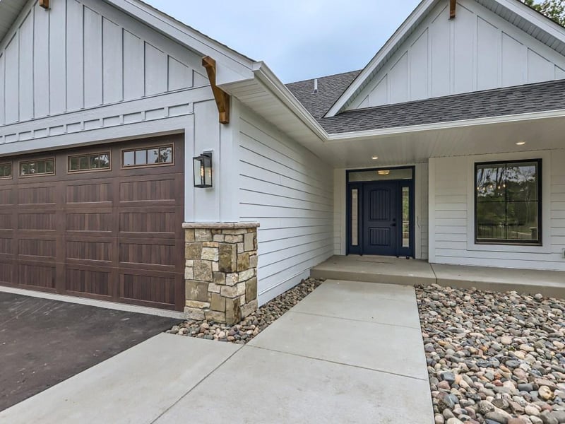 4886 146th Ave NE, Ham Lake, MN 55304
