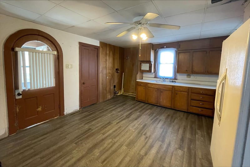 106 SE 2nd Ave, Mapleton, MN 56065