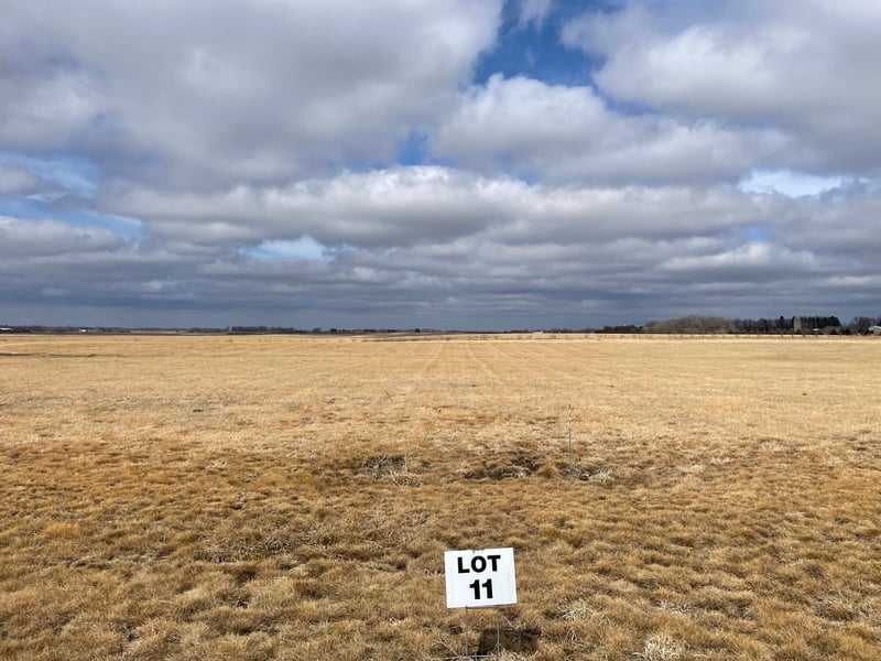 590 Hillcrest St, Edgerton, MN 56128