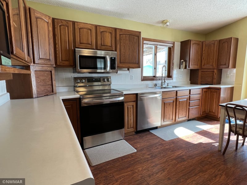349 Larson Ave N, Fosston, MN 56542
