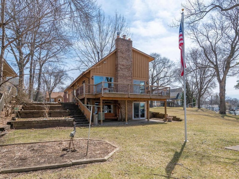 3884 Sunset Dr, Spring Park, MN 55384
