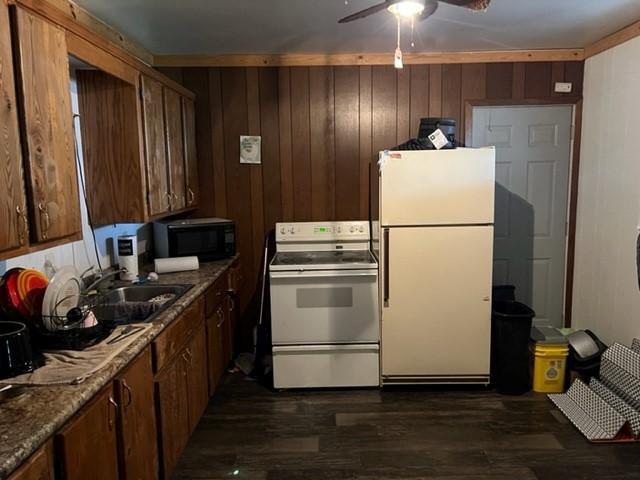 51 Main St, Flensburg, MN 56328