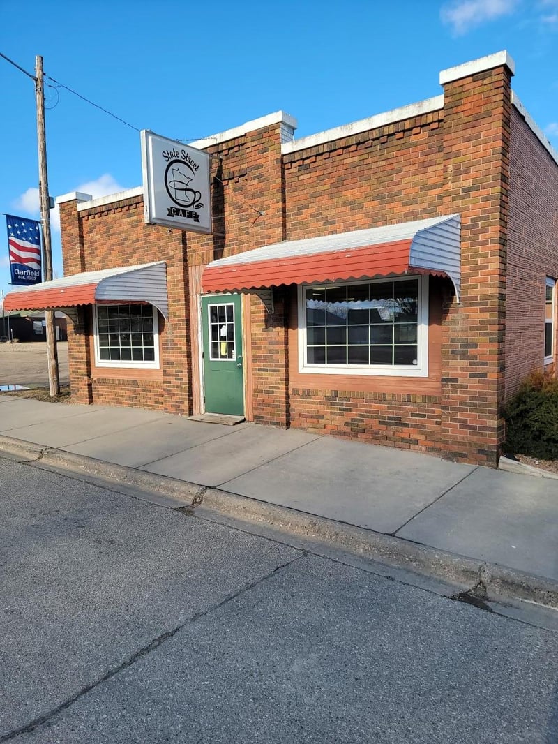 107 State St S, Garfield, MN 56332