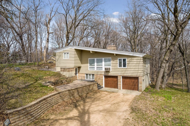 5505 Crestside St, Greenwood, MN 55331