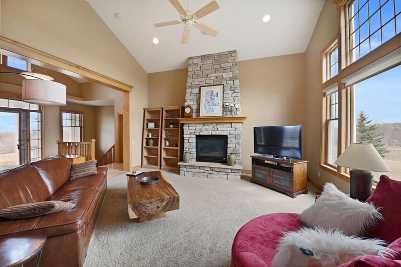 8075 County Road 39 NE, Monticello, MN 55362