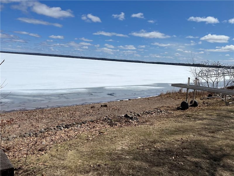 1011 Burgs Park Dr, Shell Lake, WI 54871
