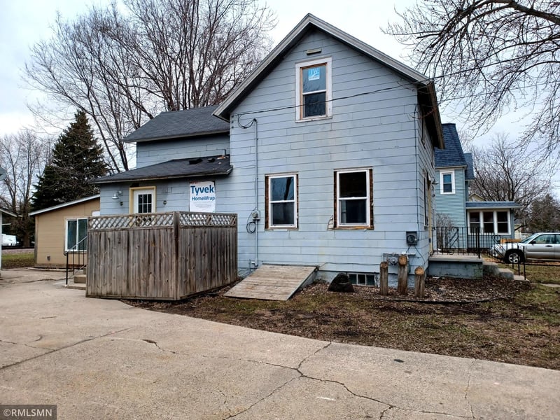 132 Elm St E, Norwood Young America, MN 55368
