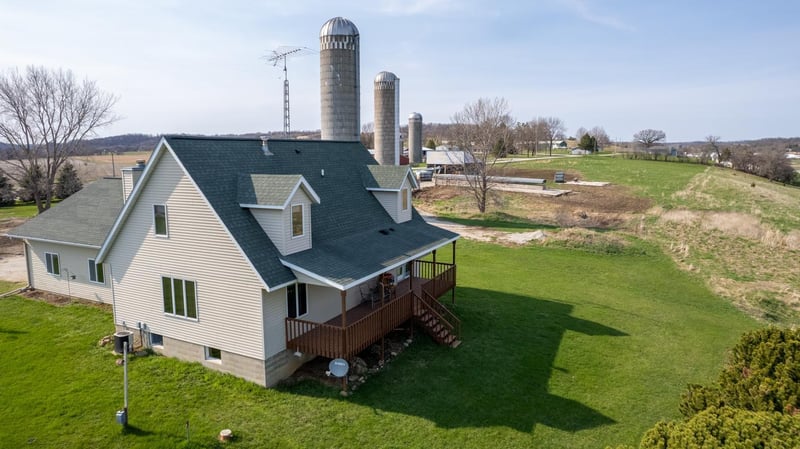 58 Ripley Rd NW, Chatfield, MN 55923