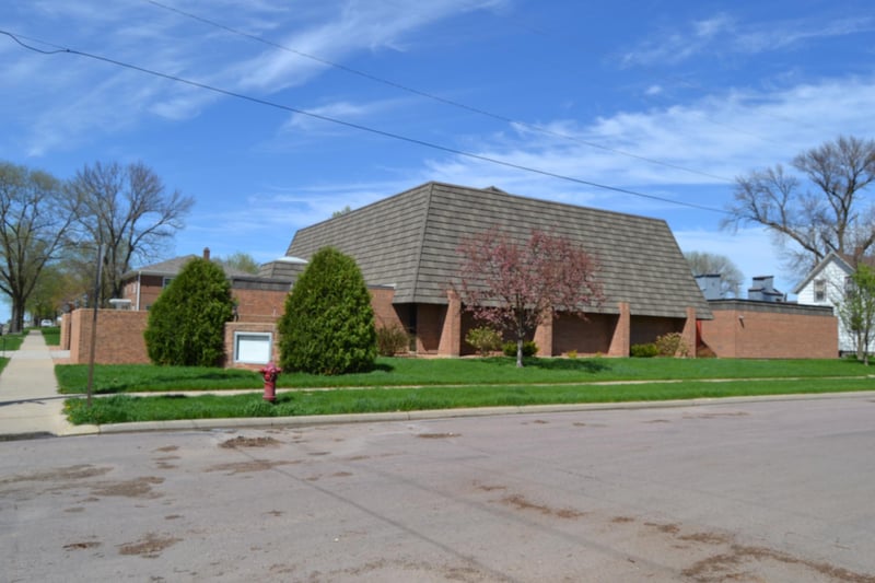 400 6th St, Lafayette, MN 56054