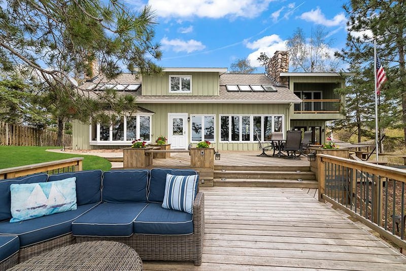 11151 Pine Beach Peninsula Rd, Brainerd, MN 56401