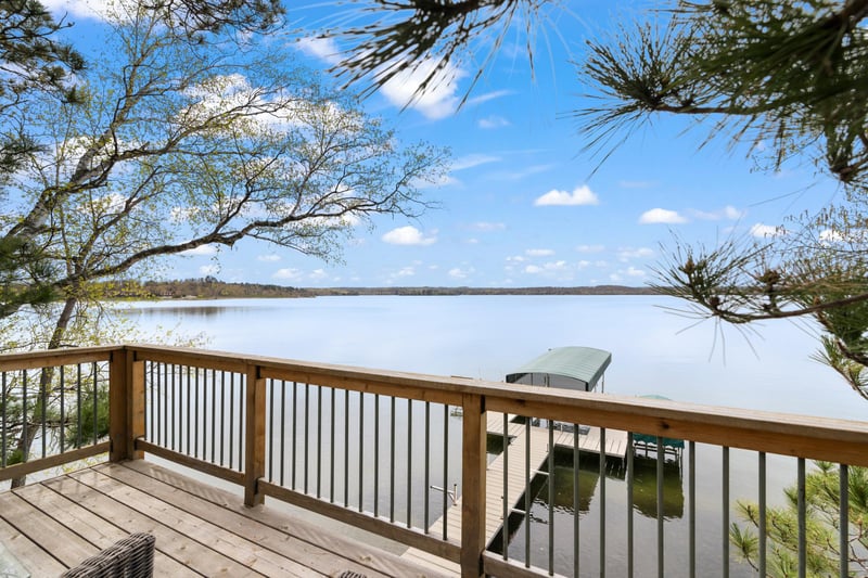 11151 Pine Beach Peninsula Rd, Brainerd, MN 56401